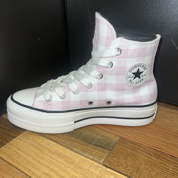 Converse Shoes - Converse Women's Chuck Taylor All Star Lift Platform Gingham A13663C